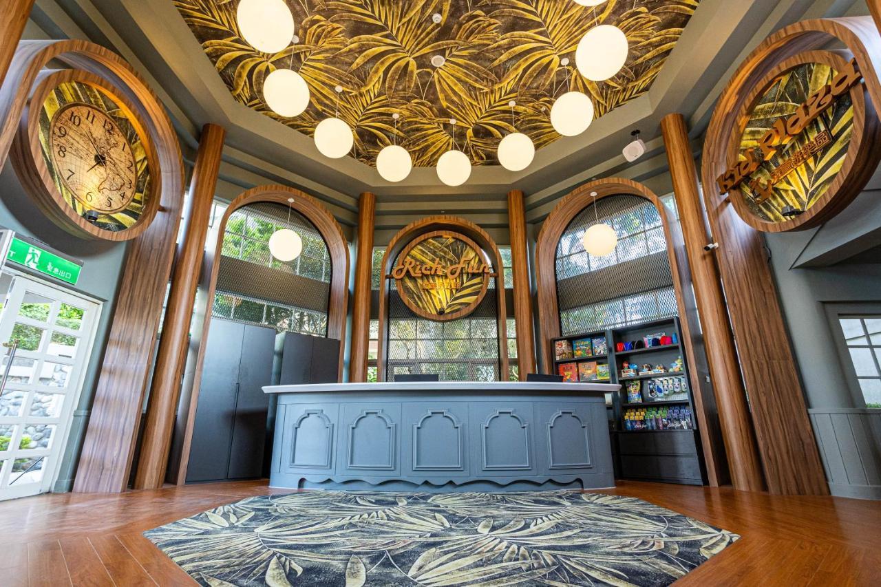 فندق فارجلوري Yanliau المظهر الخارجي الصورة The lobby of the new building