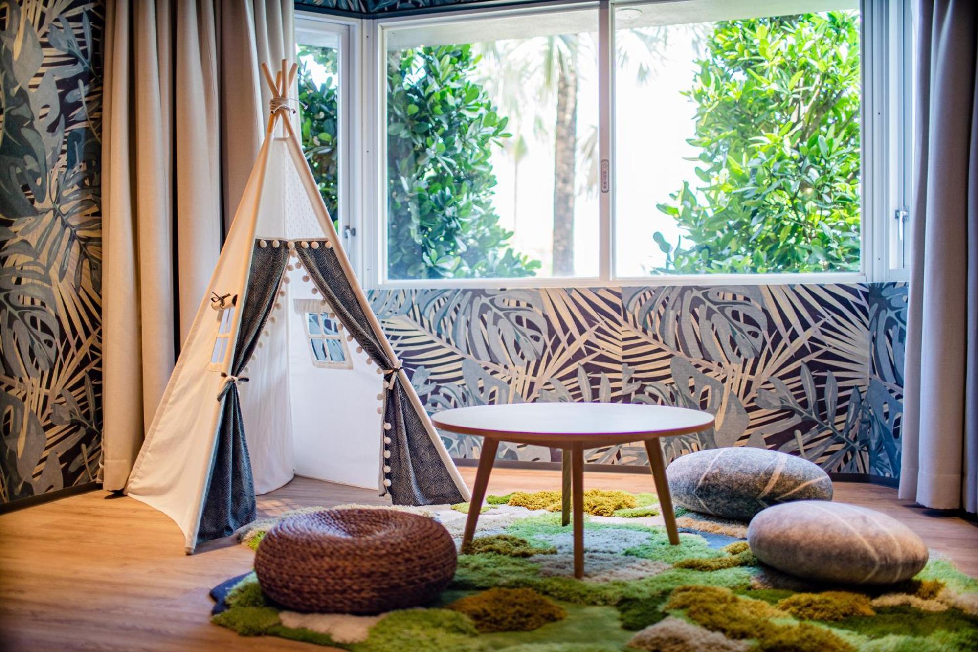 فندق فارجلوري Yanliau المظهر الخارجي الصورة A teepee in a living room