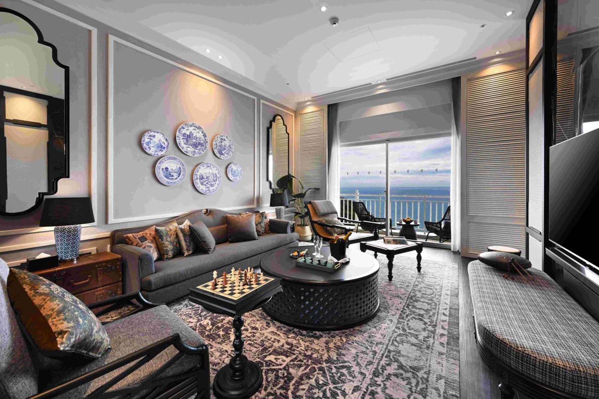 فندق فارجلوري Yanliau المظهر الخارجي الصورة The living room of a suite at The Oberoi, Mumbai