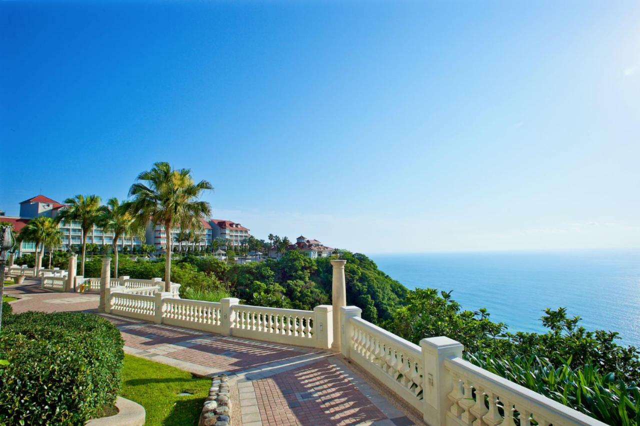 فندق فارجلوري Yanliau المظهر الخارجي الصورة View of the resort